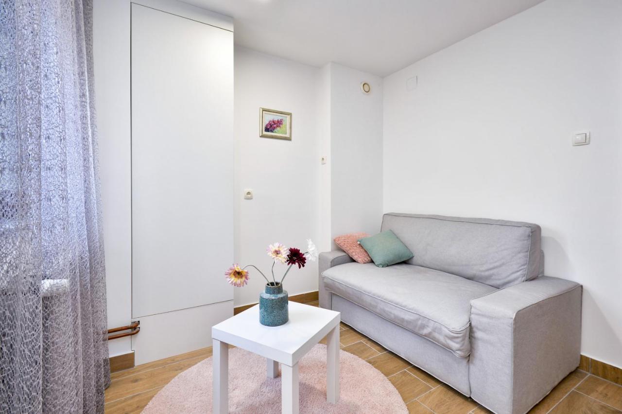 Florek & Florica Apartment Križevci Buitenkant foto